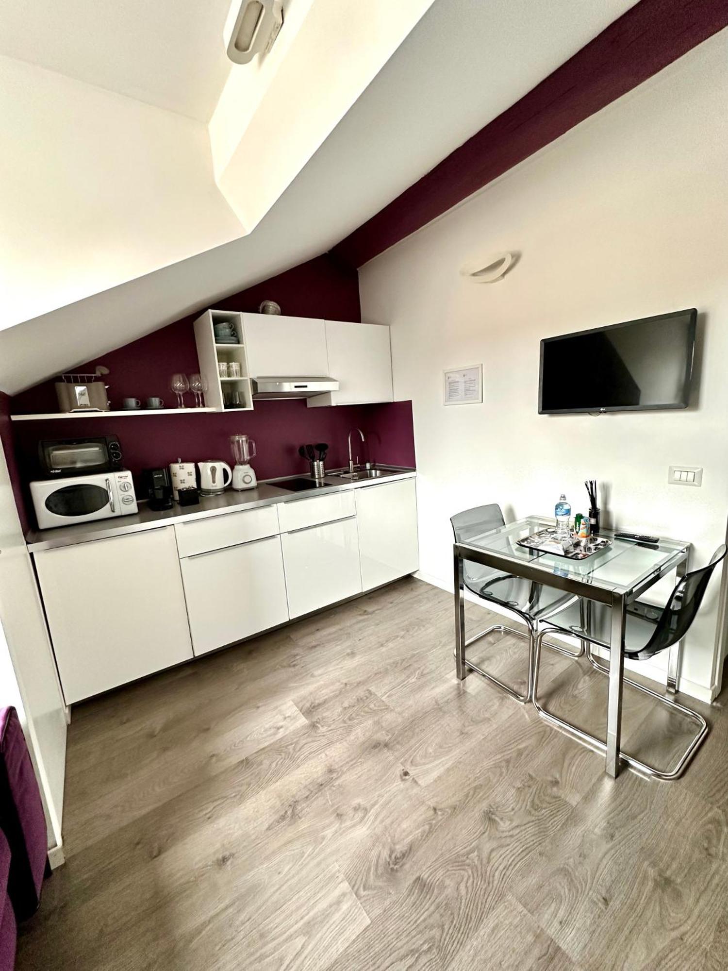 Purple House - Garibaldi Fs Appartement Milaan Buitenkant foto